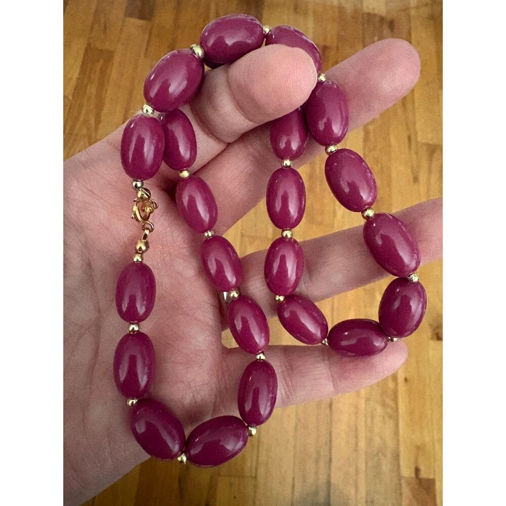 Vintage Raspberry Pink Magenta Chunky Beaded Necklace with Gold Tone Accents
